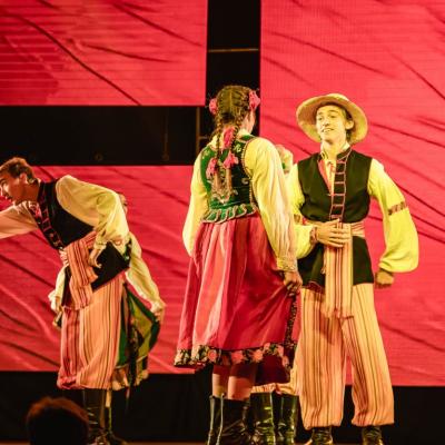 Ballets 108